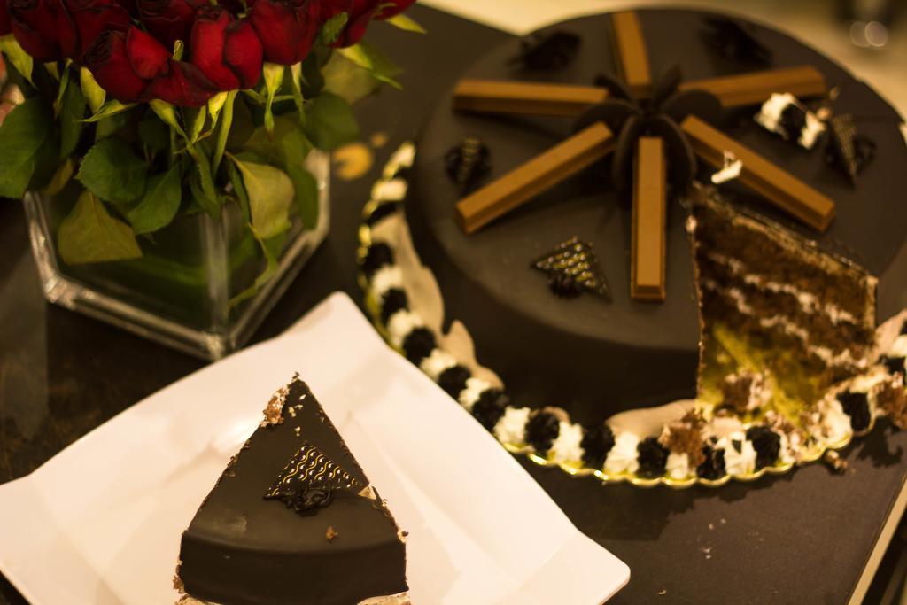 Al Makan Suites 101 By Al Azmy Riaad Buitenkant foto
