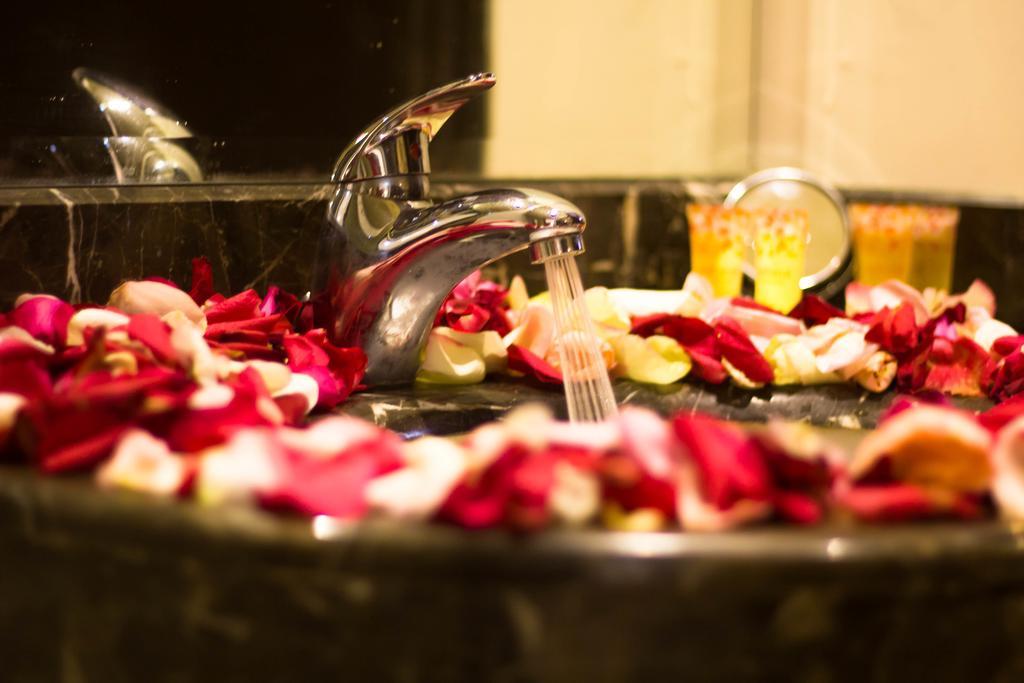 Al Makan Suites 101 By Al Azmy Riaad Kamer foto