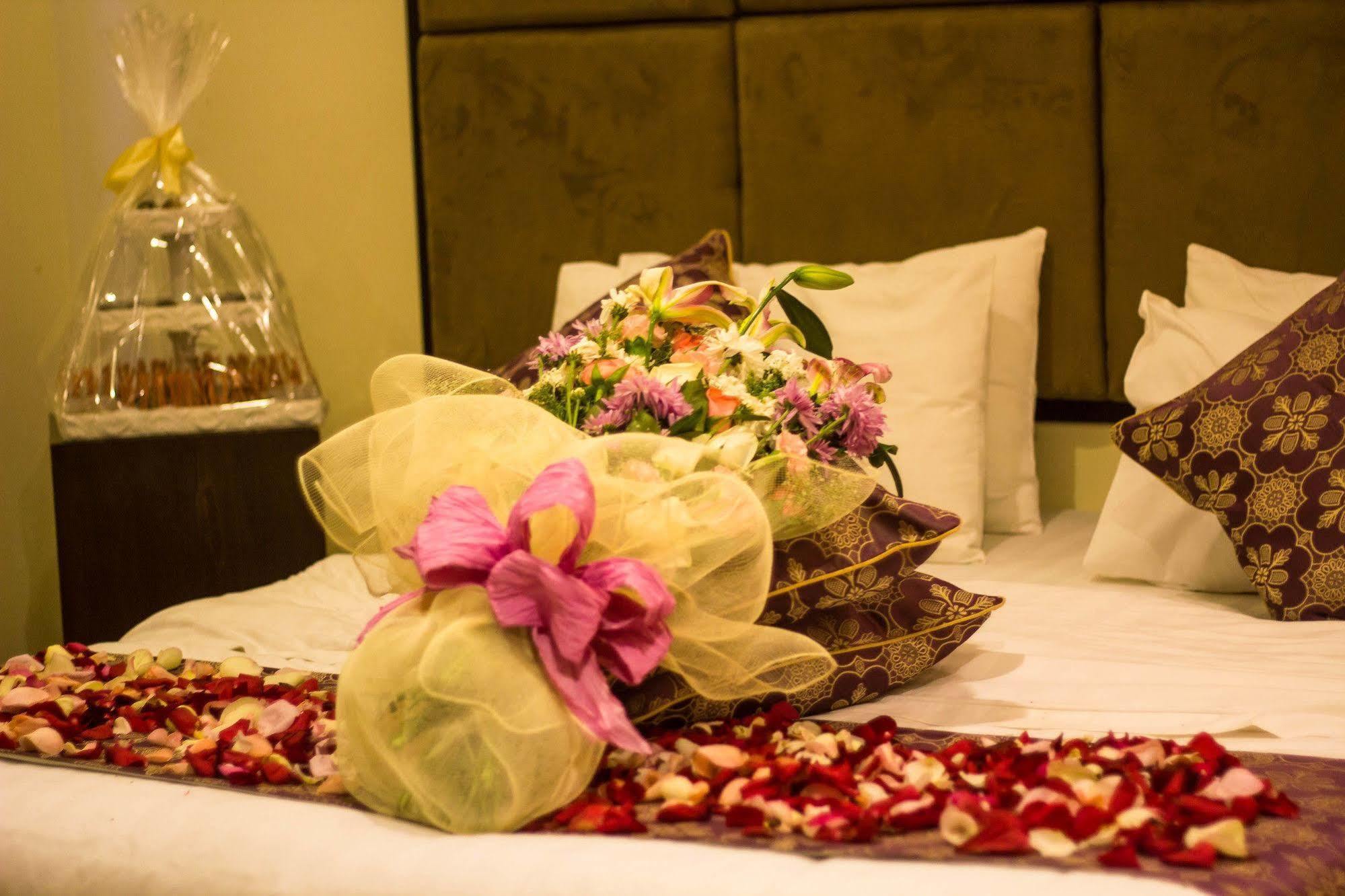 Al Makan Suites 101 By Al Azmy Riaad Buitenkant foto